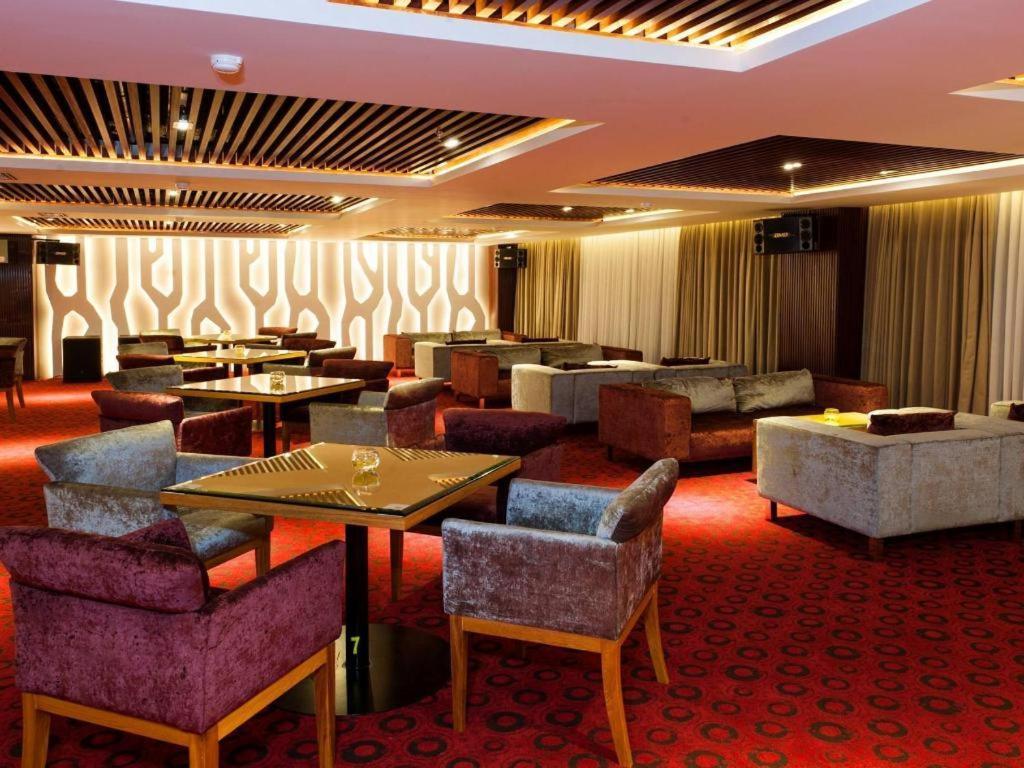 Iris Hotel Кан То Екстериор снимка