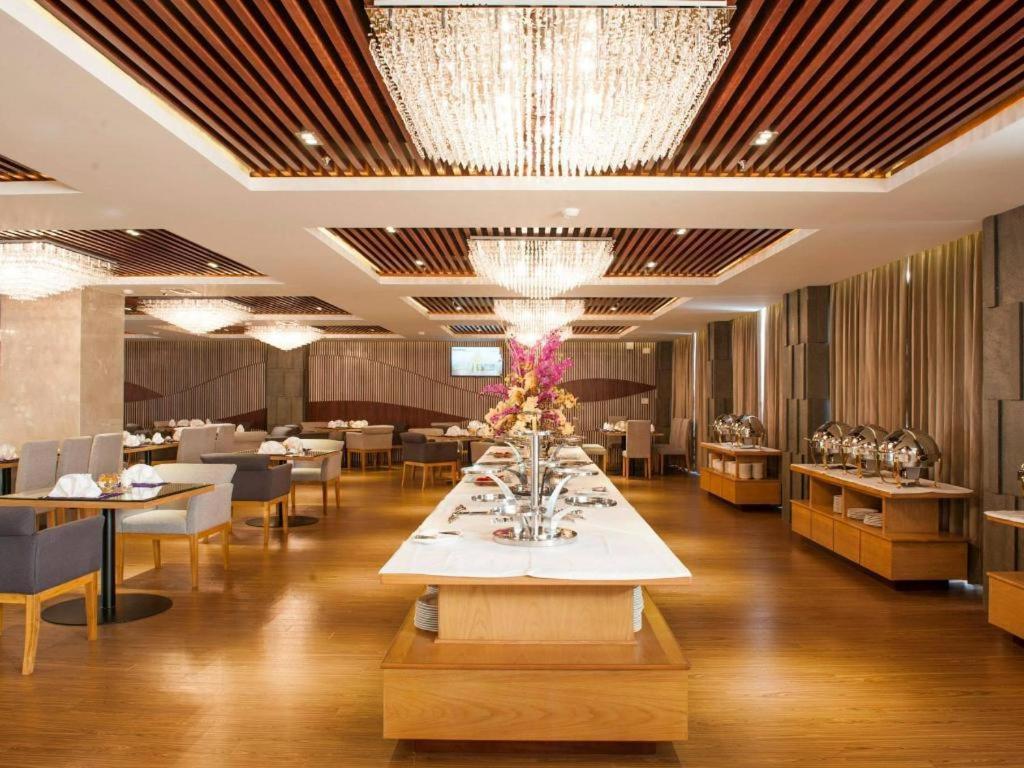 Iris Hotel Кан То Екстериор снимка