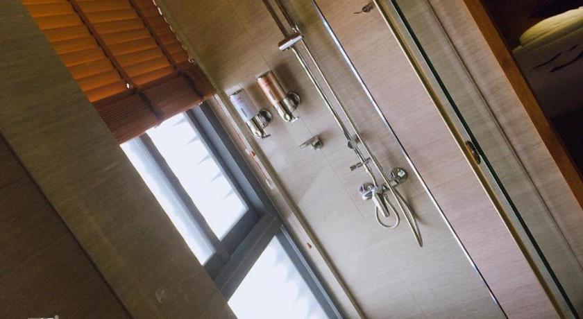 Iris Hotel Кан То Екстериор снимка