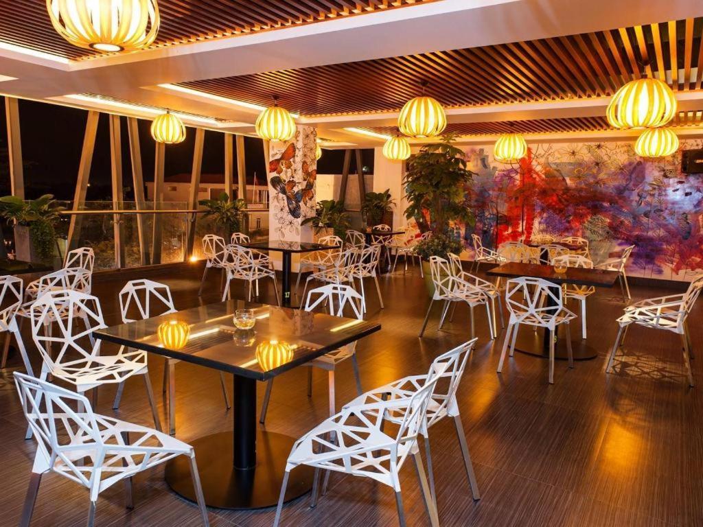 Iris Hotel Кан То Екстериор снимка