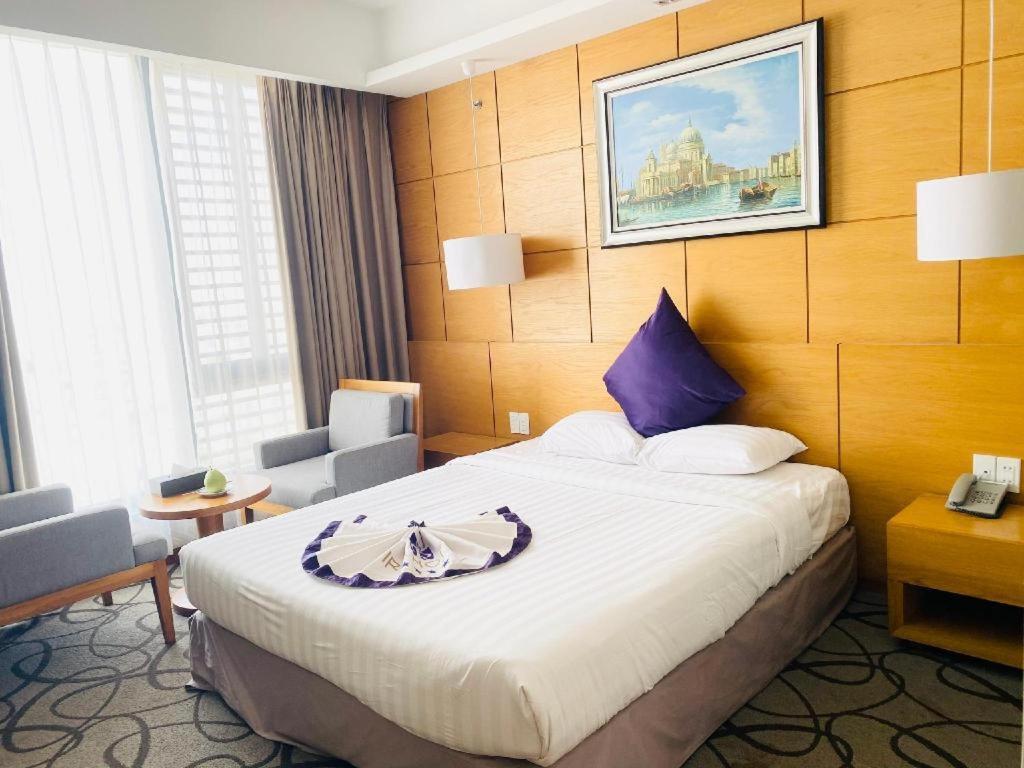 Iris Hotel Кан То Екстериор снимка