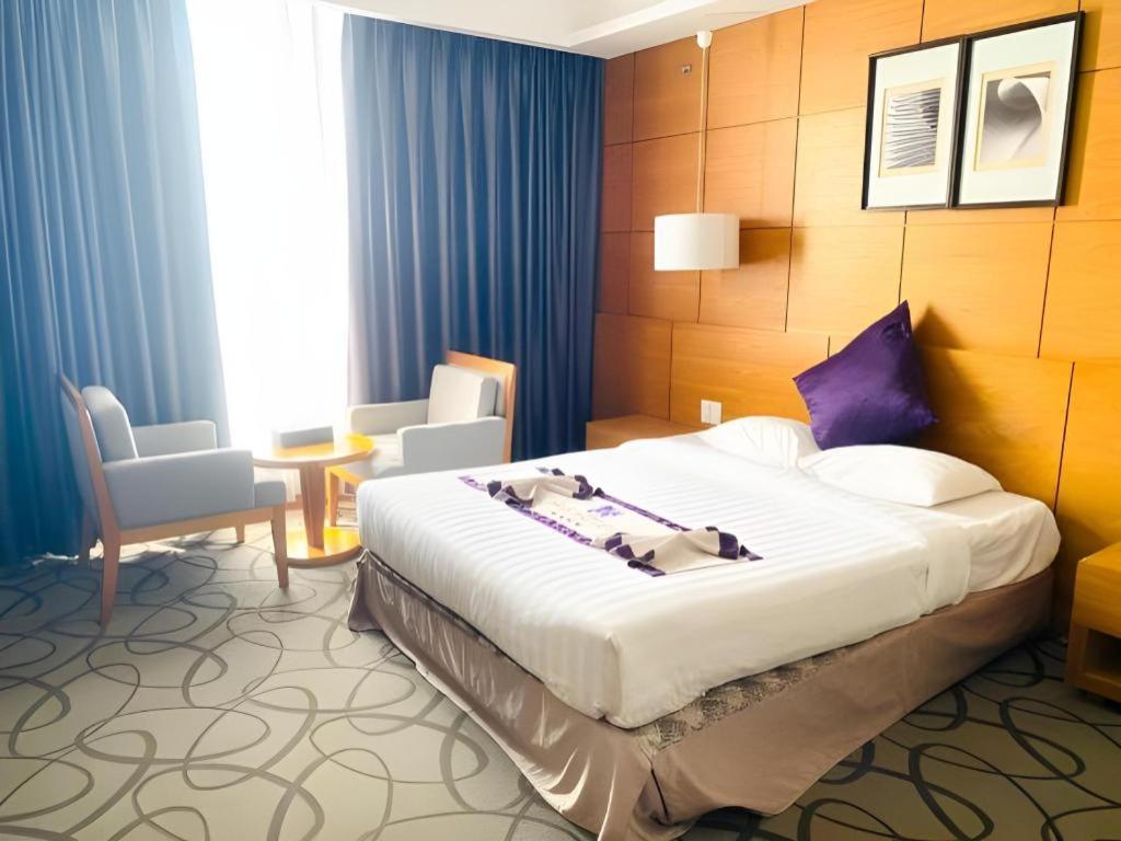 Iris Hotel Кан То Екстериор снимка