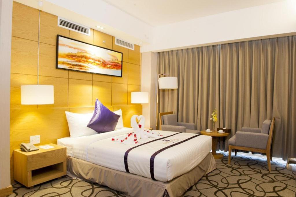 Iris Hotel Кан То Екстериор снимка