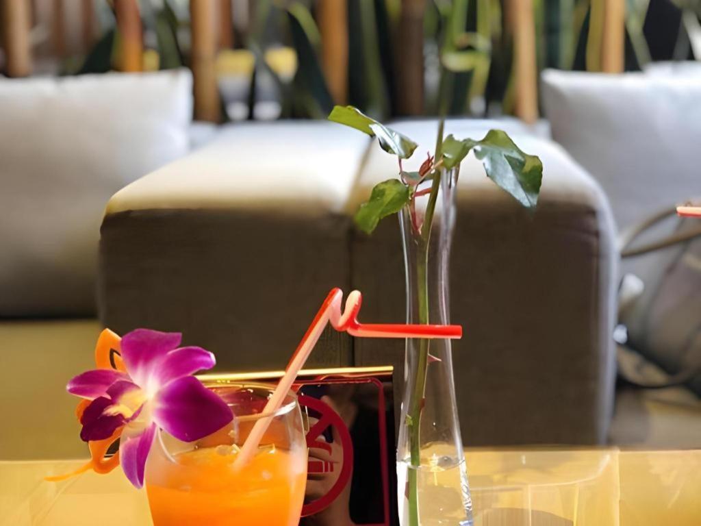 Iris Hotel Кан То Екстериор снимка