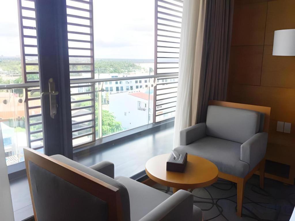 Iris Hotel Кан То Екстериор снимка